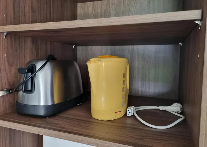 Un Ecrin Verdoyant Au Calme Νιμ